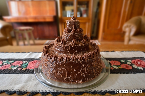 Mamasti - Csokold torta
